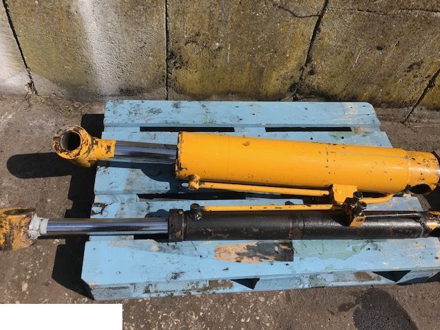 Matbro ts 280 - Siłowniki Hydraulika - Cilindri hidraulik për Makineri bujqësore: foto 1 Matbro ts 280 - Siłowniki Hydraulika - Cilindri hidraulik për Makineri bujqësore: foto 1