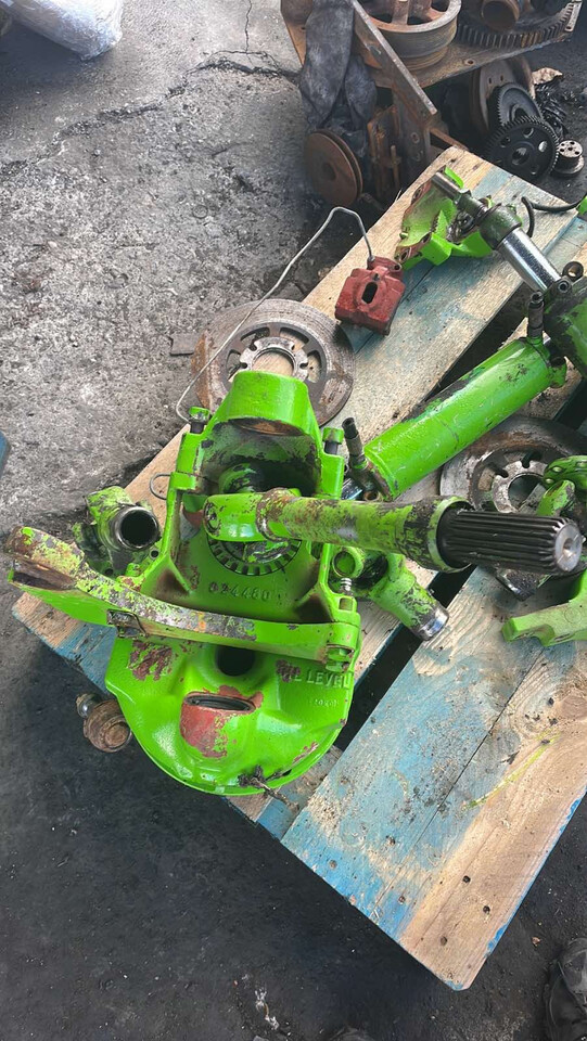 Merlo - Zwolnica | Zwrotnica | Półoś - Transmisioni për Makineri bujqësore: foto 4 Merlo - Zwolnica | Zwrotnica | Półoś - Transmisioni për Makineri bujqësore: foto 4