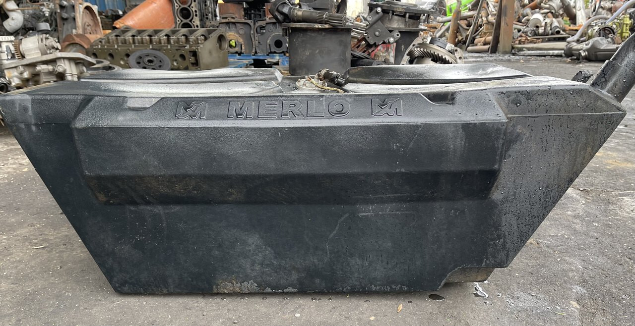 Merlo-zbiornik paliwa 40.7 - Serbatori i karburantit për Ekskavator teleskopik: foto 1 Merlo-zbiornik paliwa 40.7 - Serbatori i karburantit për Ekskavator teleskopik: foto 1