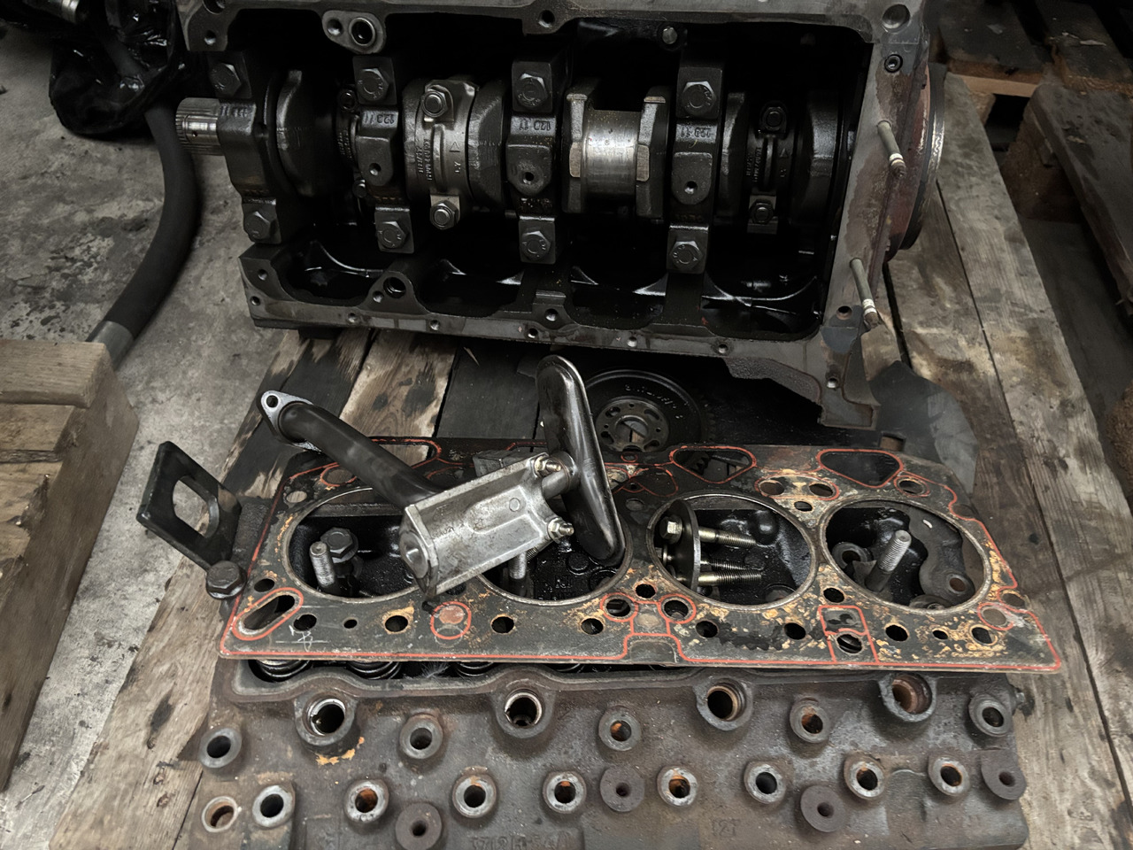 Perkins 1906/2200 Silnik Miska Wał Koło Zamachowe CZĘŚCI - Volanti për Makineri bujqësore: foto 2 Perkins 1906/2200 Silnik Miska Wał Koło Zamachowe CZĘŚCI - Volanti për Makineri bujqësore: foto 2