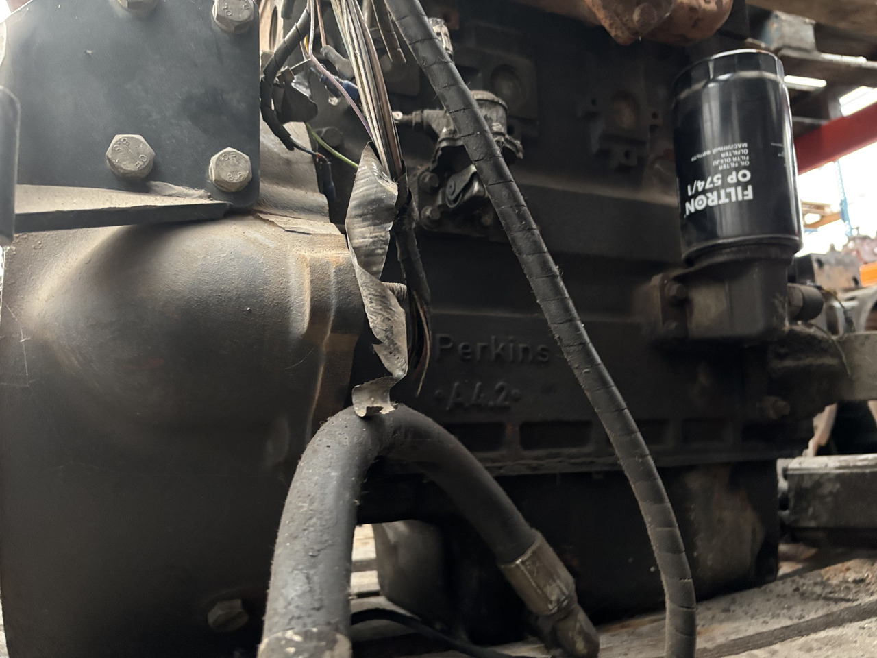 Perkins AP - 1004.40 AR, AS - 1004.42 Silnik Kolektor Miska Olejowa Klawiatura CZĘŚCI - Motori dhe pjesë këmbimi për Makineri ndërtimi: foto 4 Perkins AP - 1004.40 AR, AS - 1004.42 Silnik Kolektor Miska Olejowa Klawiatura CZĘŚCI - Motori dhe pjesë këmbimi për Makineri ndërtimi: foto 4