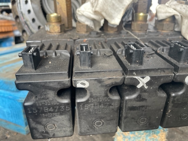 Sauer danfoss 157B4735 - ECU për Makineri bujqësore: foto 1 Sauer danfoss 157B4735 - ECU për Makineri bujqësore: foto 1