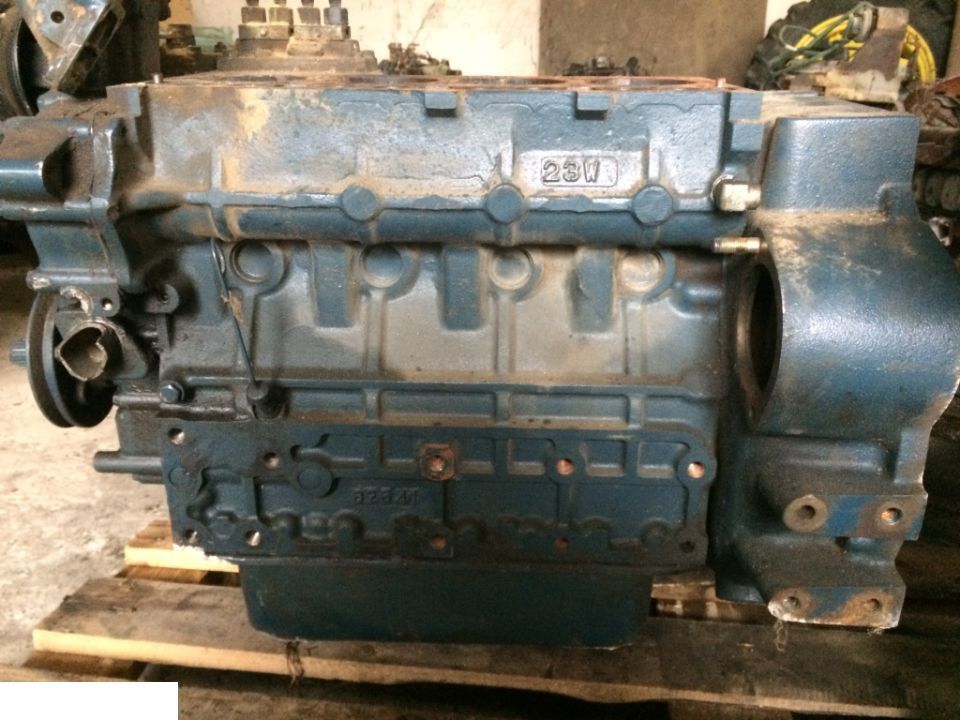 Silnik Kubota 2197 BLOK - Blloku i cilindrit për Makineri bujqësore: foto 4 Silnik Kubota 2197 BLOK - Blloku i cilindrit për Makineri bujqësore: foto 4