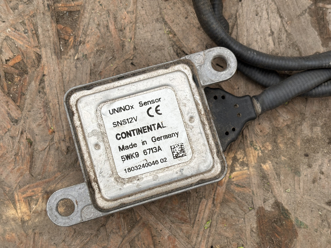 Uninox SNS12V Czujnik Tlenku Azotu NOX CONTINENTAL 5WK9 6713A 5802482142 - Sensor për Kamioni: foto 2 Uninox SNS12V Czujnik Tlenku Azotu NOX CONTINENTAL 5WK9 6713A 5802482142 - Sensor për Kamioni: foto 2