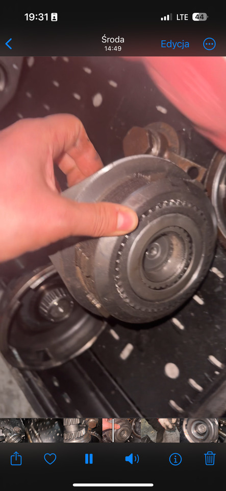 Valtra T131 - T191 Wom tylni części - Transmisioni për Traktor: foto 5 Valtra T131 - T191 Wom tylni części - Transmisioni për Traktor: foto 5