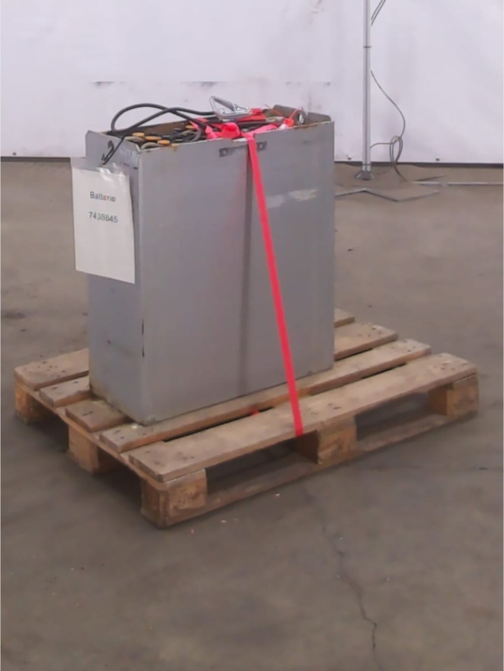 AVB Battery 24V 465Ah - Bateria për Pajisje për trajtimin e materialeve: foto 1 AVB Battery 24V 465Ah - Bateria për Pajisje për trajtimin e materialeve: foto 1