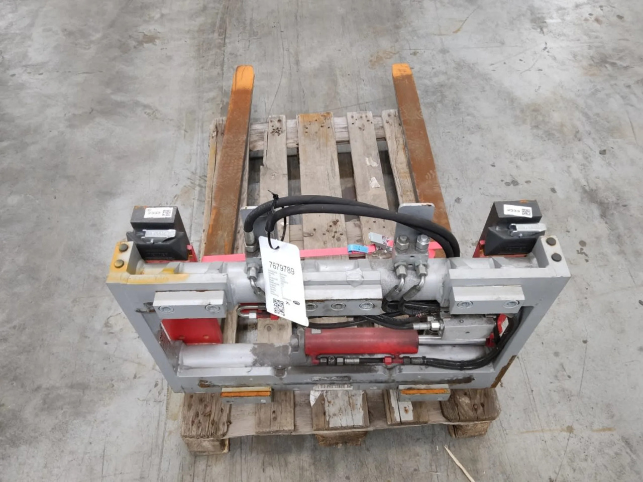 Durwen RZV25 - Kokë për Pajisje për trajtimin e materialeve: foto 3 Durwen RZV25 - Kokë për Pajisje për trajtimin e materialeve: foto 3