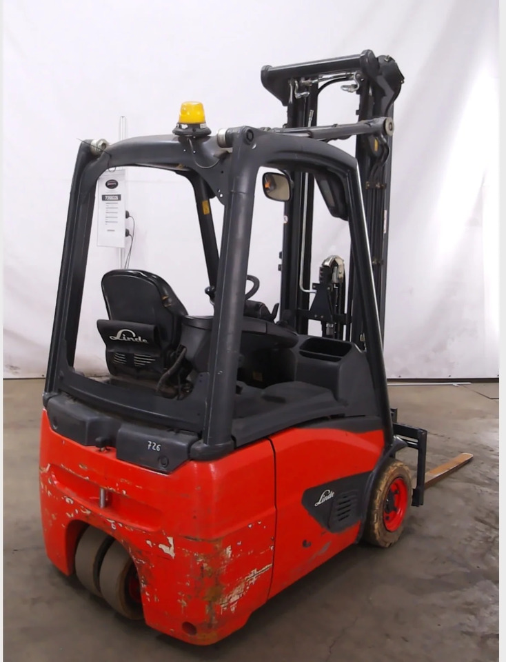 Linde E15 - Pirun elektrik: foto 3 Linde E15 - Pirun elektrik: foto 3