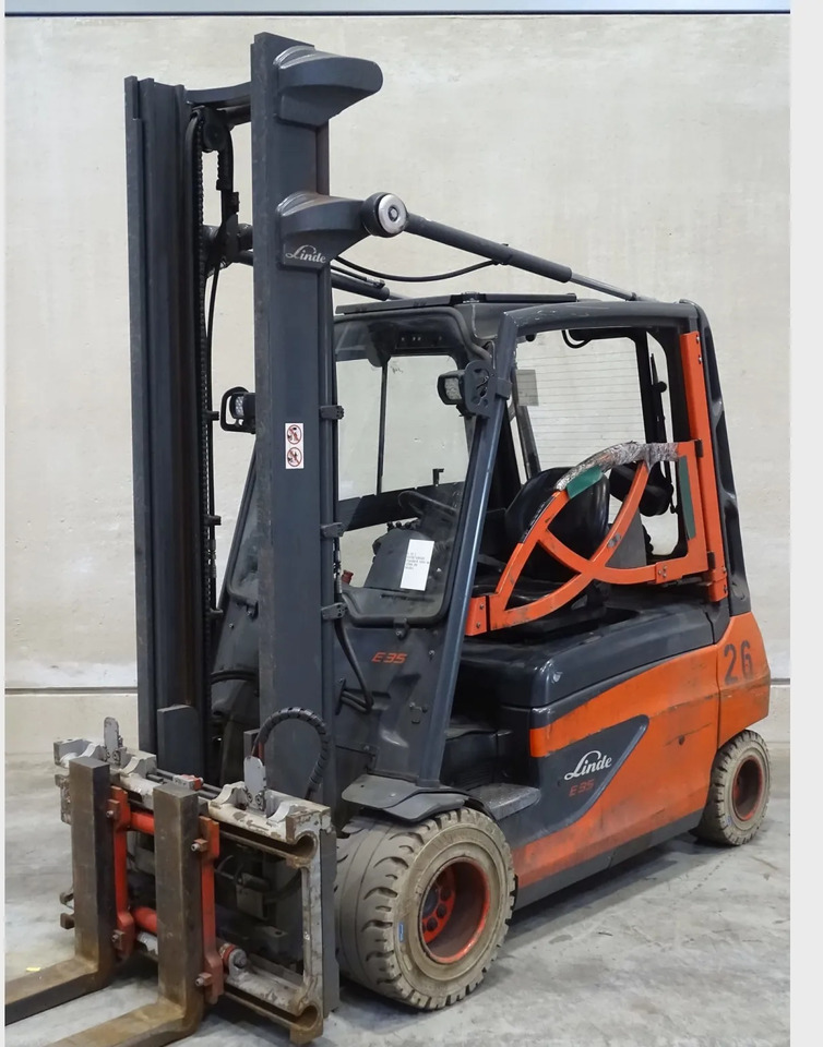 Linde E35L - Pirun elektrik: foto 1 Linde E35L - Pirun elektrik: foto 1