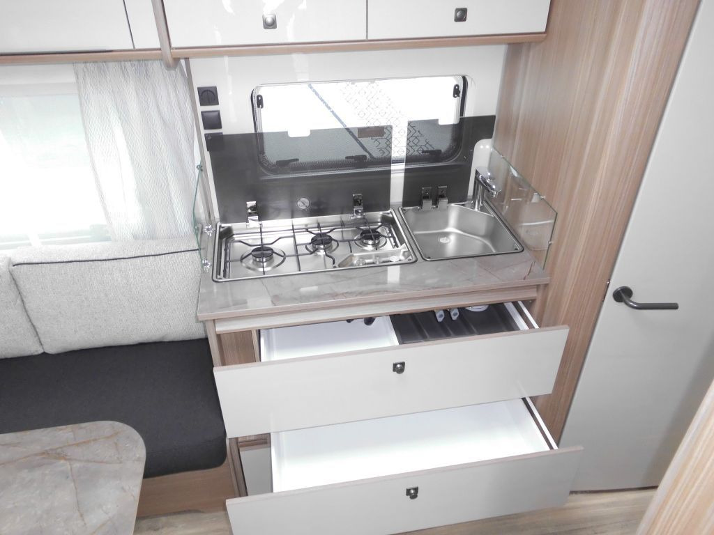 Rulot Fendt Tendenza 550 SG 2026 Safety 2000kg +++: foto 11