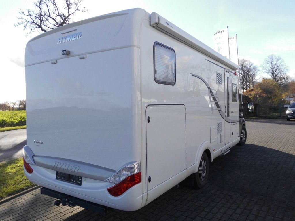 HYMER / ERIBA / HYMERCAR Tramp SL 704 Hubstützen, Solar, AHK uvm++++ - Kamper gjysmë i integruar: foto 4 HYMER / ERIBA / HYMERCAR Tramp SL 704 Hubstützen, Solar, AHK uvm++++ - Kamper gjysmë i integruar: foto 4