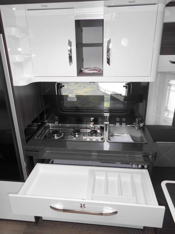 Lizingu i Hobby Prestige 560 WLU sofort Verfügbar Hobby Prestige 560 WLU sofort Verfügbar: foto 14 Lizingu i Hobby Prestige 560 WLU sofort Verfügbar Hobby Prestige 560 WLU sofort Verfügbar: foto 14