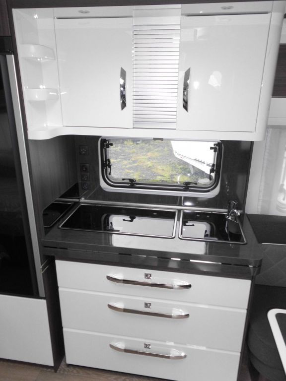 Lizingu i Hobby Prestige 560 WLU sofort Verfügbar Hobby Prestige 560 WLU sofort Verfügbar: foto 15 Lizingu i Hobby Prestige 560 WLU sofort Verfügbar Hobby Prestige 560 WLU sofort Verfügbar: foto 15