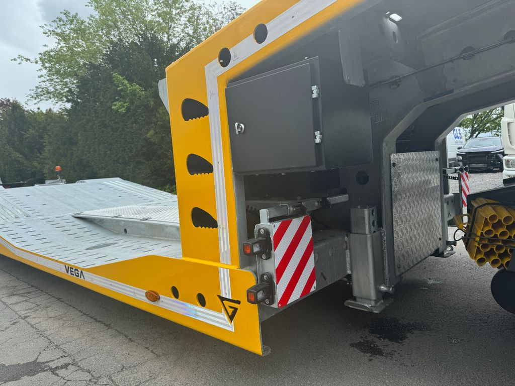 Vega Arla ZINK+LUFT+LED+Winde Vega Arla ZINK+LUFT+LED+Winde - Gjysmë rimorkio autotransportuese: foto 5 Vega Arla ZINK+LUFT+LED+Winde Vega Arla ZINK+LUFT+LED+Winde - Gjysmë rimorkio autotransportuese: foto 5