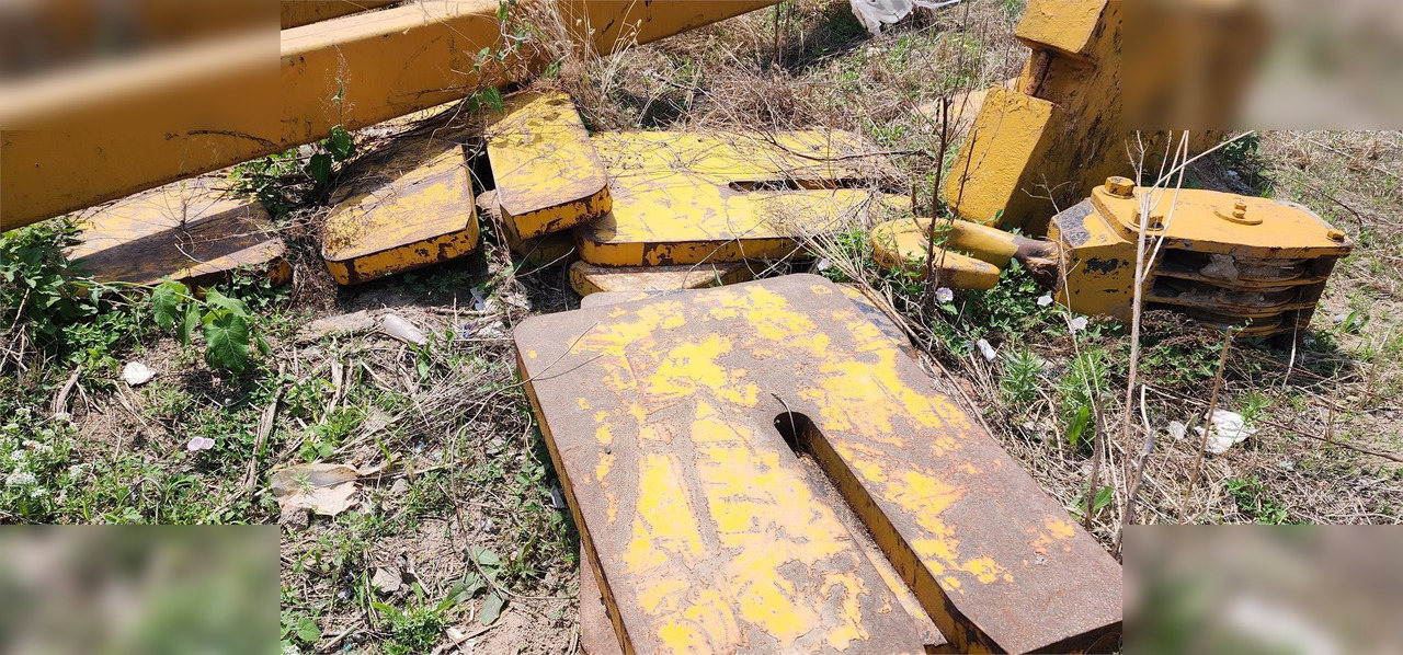 Lizingu i  1990 KOMATSU D155C 1990 KOMATSU D155C: foto 6