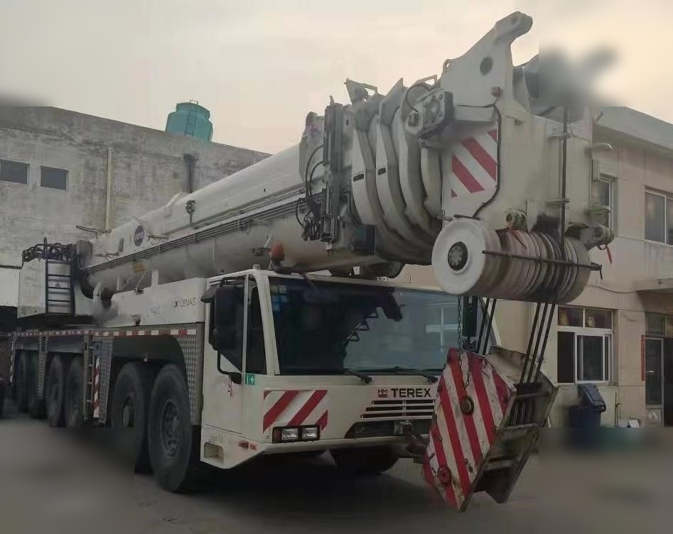 2009 DEMAG AC 350-1 - Vinç për të gjitha terrenet: foto 2 2009 DEMAG AC 350-1 - Vinç për të gjitha terrenet: foto 2