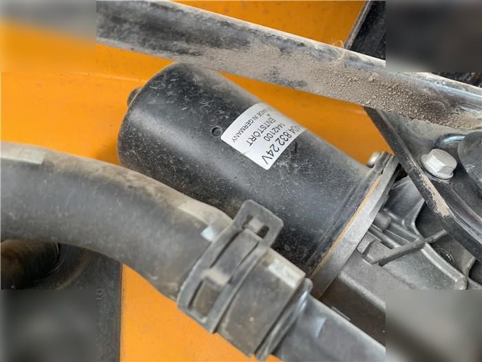 Kamion vetëshkarkues i ri 2014 GINAF HD5380T: foto 10 Kamion vetëshkarkues i ri 2014 GINAF HD5380T: foto 10