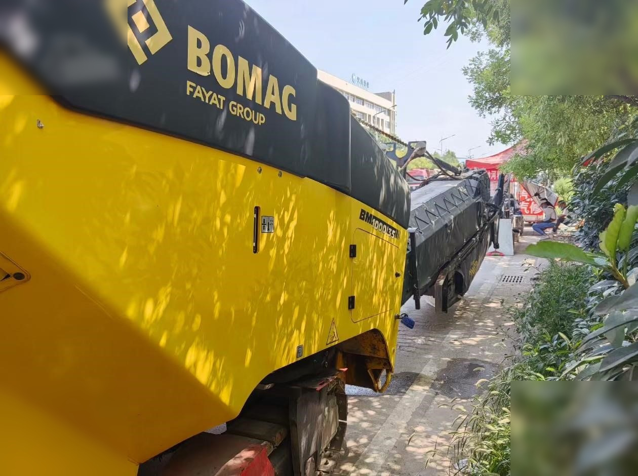 2017 BOMAG BM1000/35 - Frezë asfalti: foto 2 2017 BOMAG BM1000/35 - Frezë asfalti: foto 2