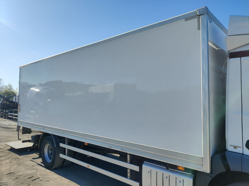 CAB KAROSSER BOX 7640x2500x2590MM / FURGOON - Karroceri - vagonetë e ndërrueshme: foto 5 CAB KAROSSER BOX 7640x2500x2590MM / FURGOON - Karroceri - vagonetë e ndërrueshme: foto 5