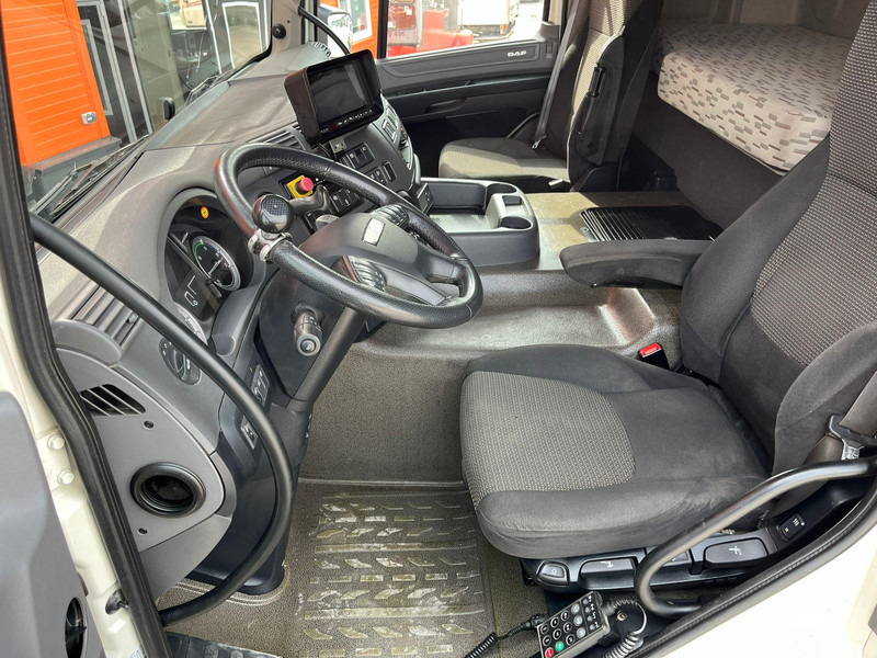Kamion vetëshkarkues DAF CF 440 6x2 BOX L=5620 mm: foto 18