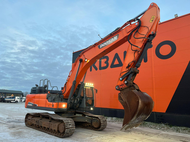 Doosan DX 340 LC-5 CENTRAL LUBRICATION / AC - Ekskavator me zinxhirë: foto 3 Doosan DX 340 LC-5 CENTRAL LUBRICATION / AC - Ekskavator me zinxhirë: foto 3