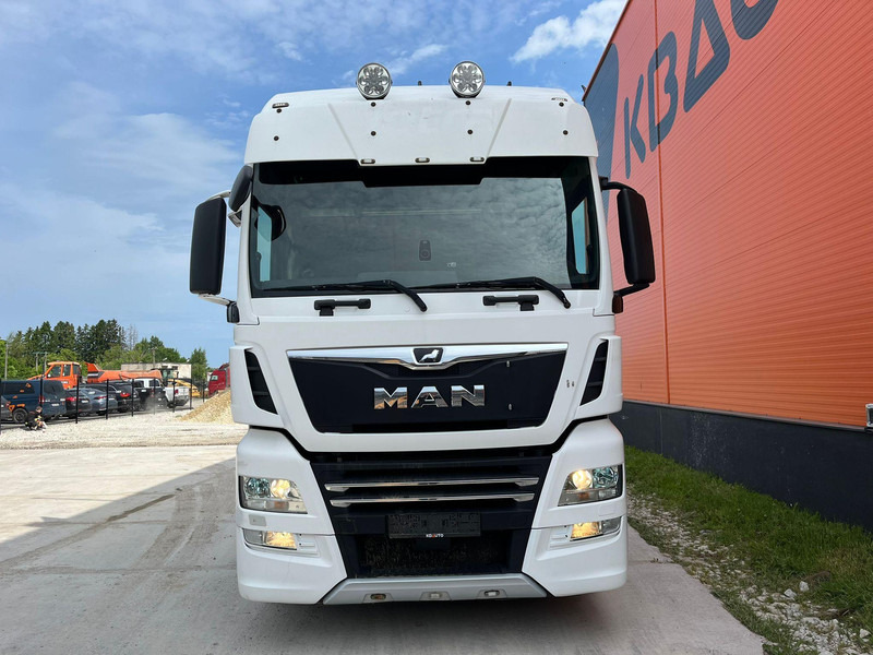 MAN TGX 28.580 6x2 XXL CAB / INTARDER / DOUBLE BOGIE - Gjysmë-kamion: foto 2 MAN TGX 28.580 6x2 XXL CAB / INTARDER / DOUBLE BOGIE - Gjysmë-kamion: foto 2