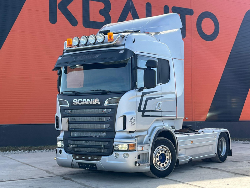 Scania R 560 4x2 CUSTOM INTERIOR - Gjysmë-kamion: foto 1 Scania R 560 4x2 CUSTOM INTERIOR - Gjysmë-kamion: foto 1
