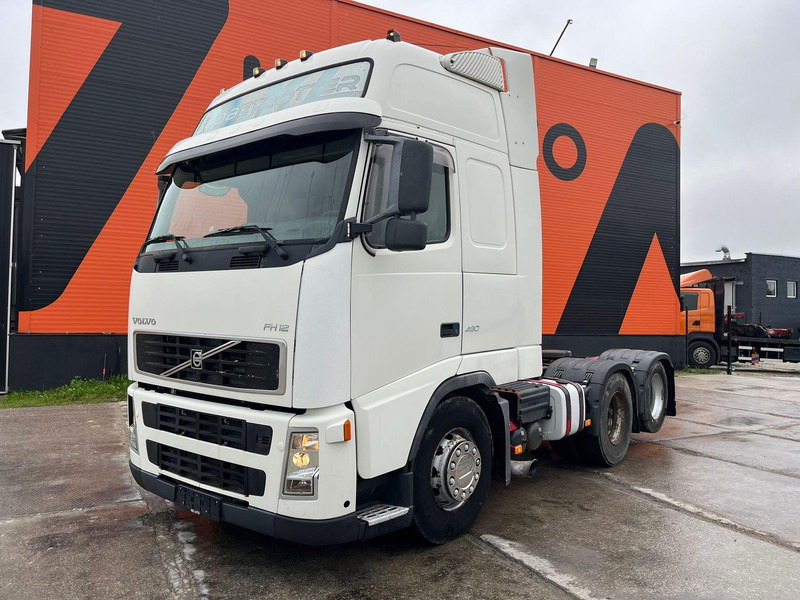 Volvo FH 12 460 6x2 GLOBE XL / DOUBLE BOGIE - Gjysmë-kamion: foto 2 Volvo FH 12 460 6x2 GLOBE XL / DOUBLE BOGIE - Gjysmë-kamion: foto 2