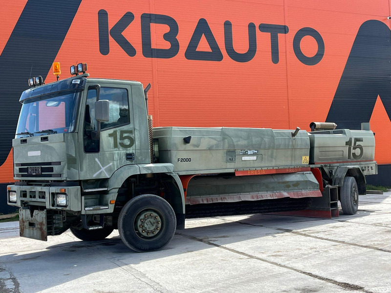 Iveco Fresia F 2000 4x4 SNOW PLOW / BROOM / BLOWER - Makinë fshirëse për rrugët: foto 1 Iveco Fresia F 2000 4x4 SNOW PLOW / BROOM / BLOWER - Makinë fshirëse për rrugët: foto 1