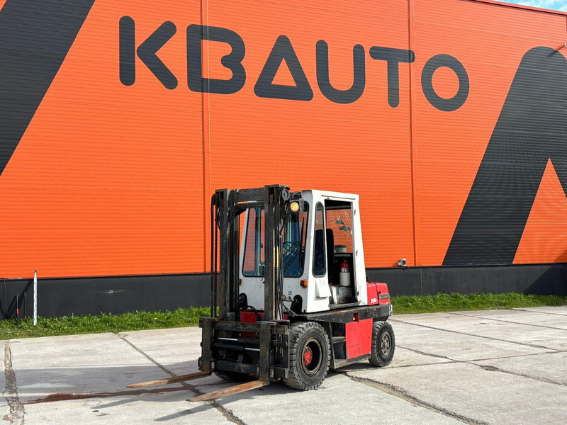 Kalmar DB 4-500 - Pirun më naftë: foto 1 Kalmar DB 4-500 - Pirun më naftë: foto 1