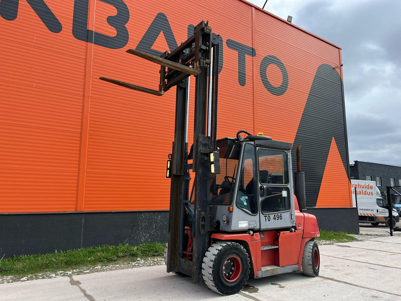 Kalmar DCE 50-6 HM - Pirun më naftë: foto 1 Kalmar DCE 50-6 HM - Pirun më naftë: foto 1