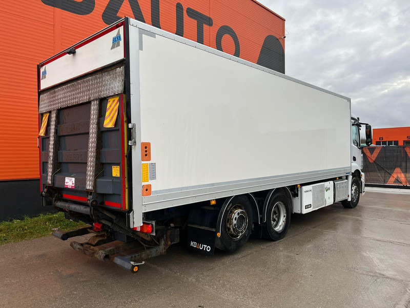 Mercedes-Benz Antos 2543 6x2*4 THERMOKING UT 800 / BOX L=7604 - Kamion frigorifer: foto 5 Mercedes-Benz Antos 2543 6x2*4 THERMOKING UT 800 / BOX L=7604 - Kamion frigorifer: foto 5