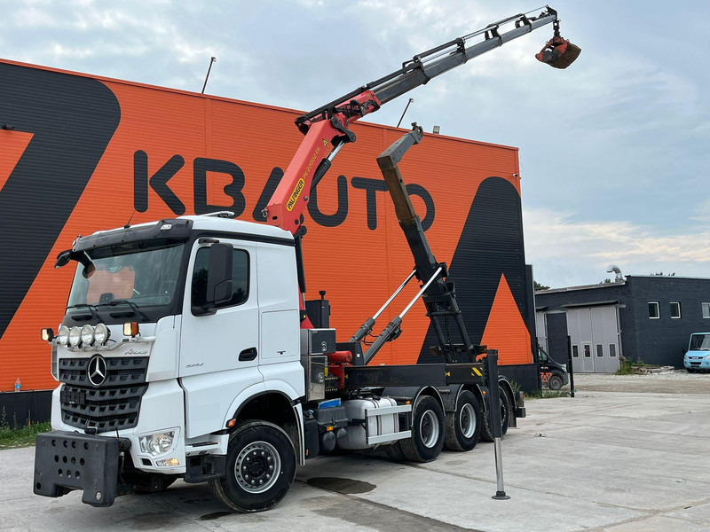 Mercedes-Benz Arocs 3242 8x4 PK22002 / RETARDER / SNOW PLOW EQUIPMENT / GRAPPLE - Kamion vetëngarkues, Kamion me vinç: foto 1 Mercedes-Benz Arocs 3242 8x4 PK22002 / RETARDER / SNOW PLOW EQUIPMENT / GRAPPLE - Kamion vetëngarkues, Kamion me vinç: foto 1