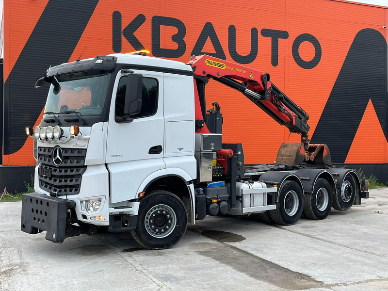 Mercedes-Benz Arocs 3242 8x4 PK22002 / RETARDER / SNOW PLOW EQUIPMENT / GRAPPLE - Kamion vetëngarkues, Kamion me vinç: foto 2 Mercedes-Benz Arocs 3242 8x4 PK22002 / RETARDER / SNOW PLOW EQUIPMENT / GRAPPLE - Kamion vetëngarkues, Kamion me vinç: foto 2