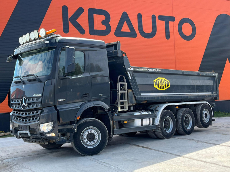 Mercedes-Benz Arocs 3258 8x4*4 BOX L=6014 mm - Kamion vetëshkarkues: foto 1 Mercedes-Benz Arocs 3258 8x4*4 BOX L=6014 mm - Kamion vetëshkarkues: foto 1