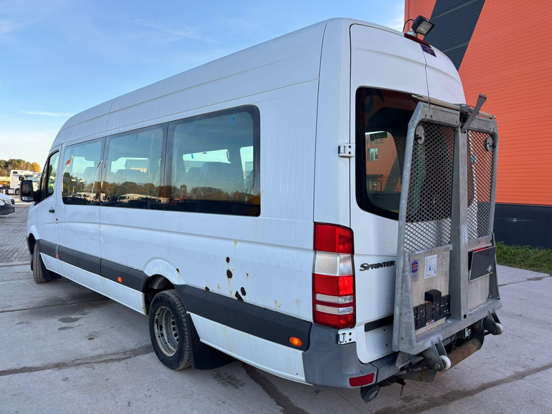 Mercedes-Benz Sprinter 516 CDI 12 SEATS / WHEELCHAIR LIFT - Minibus, Furgon pasagjerësh: foto 5 Mercedes-Benz Sprinter 516 CDI 12 SEATS / WHEELCHAIR LIFT - Minibus, Furgon pasagjerësh: foto 5