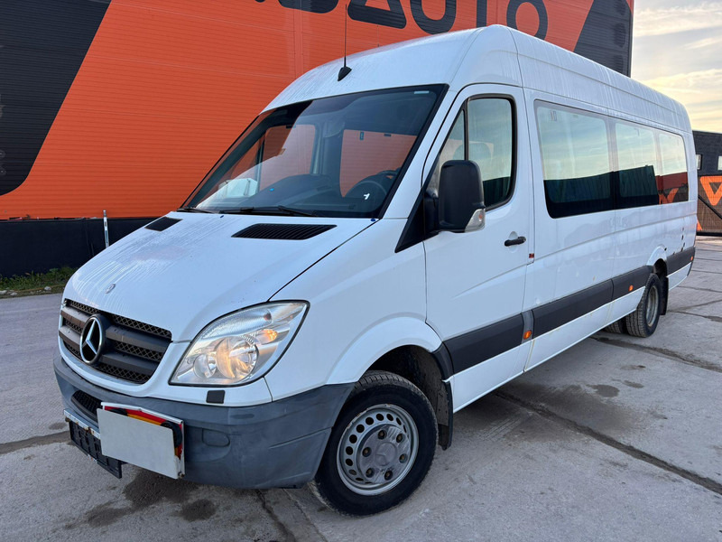 Mercedes-Benz Sprinter 516 CDI 12 SEATS / WHEELCHAIR LIFT - Minibus, Furgon pasagjerësh: foto 3 Mercedes-Benz Sprinter 516 CDI 12 SEATS / WHEELCHAIR LIFT - Minibus, Furgon pasagjerësh: foto 3