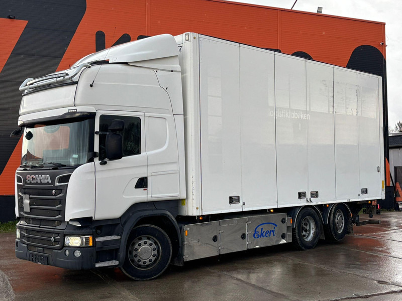 Scania R 580 6x2*4 BOX L=7394 mm - Kamion vagonetë: foto 1 Scania R 580 6x2*4 BOX L=7394 mm - Kamion vagonetë: foto 1