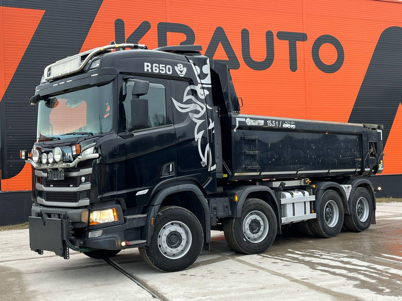 Scania R 650 8x4 FRONT PLOW EQUIPMENT / FULL STEEL / HUB REDUCTION / WEBASTO - Kamion vetëshkarkues: foto 1 Scania R 650 8x4 FRONT PLOW EQUIPMENT / FULL STEEL / HUB REDUCTION / WEBASTO - Kamion vetëshkarkues: foto 1