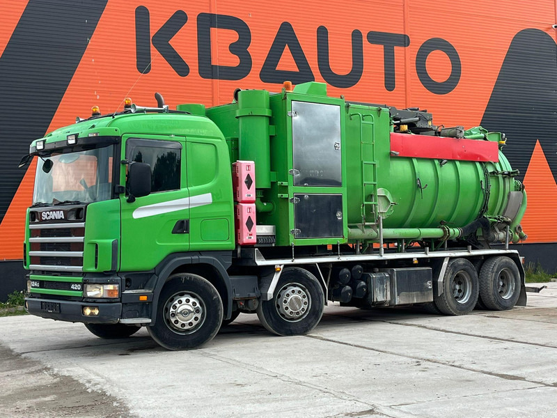 Scania R124 8x4 TANK 12000 l / VACUUM Disab P210/9 - 7800 m3/h / 1182 hours - Kamion me vakuum: foto 1 Scania R124 8x4 TANK 12000 l / VACUUM Disab P210/9 - 7800 m3/h / 1182 hours - Kamion me vakuum: foto 1