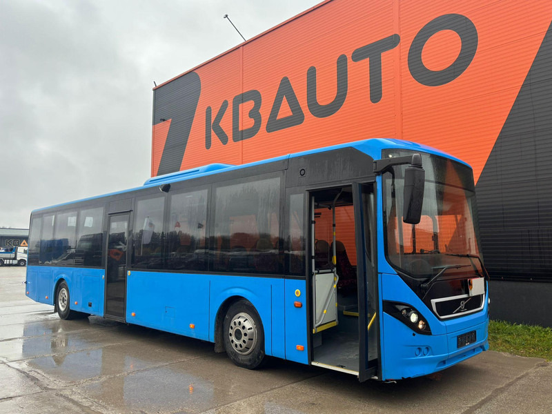 Volvo B8RLE 8900 4x2 45 SEATS / AC / AUXILIARY HEATER - Autobus suburban: foto 1 Volvo B8RLE 8900 4x2 45 SEATS / AC / AUXILIARY HEATER - Autobus suburban: foto 1