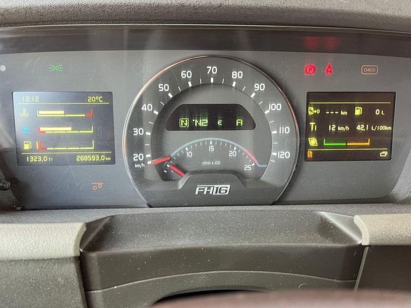 Kamion me karroceri të hapur, Kamion me vinç Volvo FH 16 650 8x2*6 HMF 6020K-RC + JIB / PLATFORM L=6344 mm: foto 18 Kamion me karroceri të hapur, Kamion me vinç Volvo FH 16 650 8x2*6 HMF 6020K-RC + JIB / PLATFORM L=6344 mm: foto 18