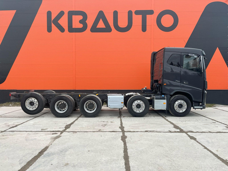 Volvo FH 16 750 10x4*6 GCW 100 ton / CHASSIS L=7350 mm - Kamion kabinë-shasi: foto 5 Volvo FH 16 750 10x4*6 GCW 100 ton / CHASSIS L=7350 mm - Kamion kabinë-shasi: foto 5