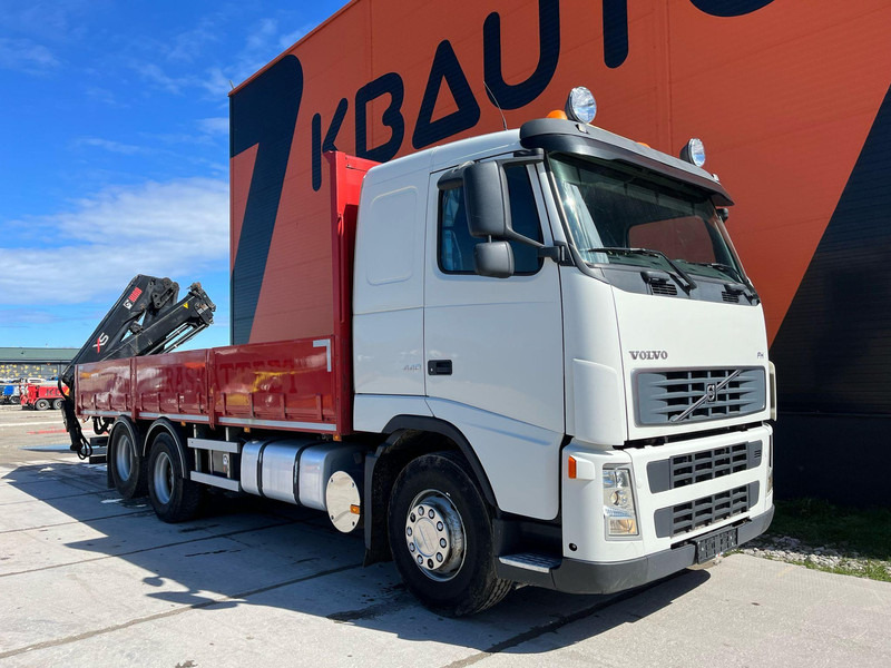 Volvo FH 440 6x2 HIAAB 144E-3 / PLATFORM L=7061 mm - Kamion me karroceri të hapur, Kamion me vinç: foto 4 Volvo FH 440 6x2 HIAAB 144E-3 / PLATFORM L=7061 mm - Kamion me karroceri të hapur, Kamion me vinç: foto 4