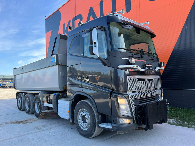 Volvo FH 750 8x4*4 UNDERBODY SCRAPER / RETARDER / BOX L=5940 mm - Kamion vetëshkarkues: foto 4 Volvo FH 750 8x4*4 UNDERBODY SCRAPER / RETARDER / BOX L=5940 mm - Kamion vetëshkarkues: foto 4