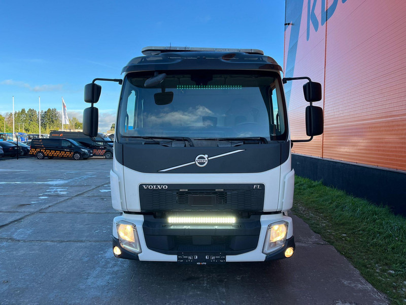 Volvo FL 250 4x2 PALFINGER PK 12.501 / PLATFORM L=5019 mm - Kamion me karroceri të hapur, Kamion me vinç: foto 3 Volvo FL 250 4x2 PALFINGER PK 12.501 / PLATFORM L=5019 mm - Kamion me karroceri të hapur, Kamion me vinç: foto 3