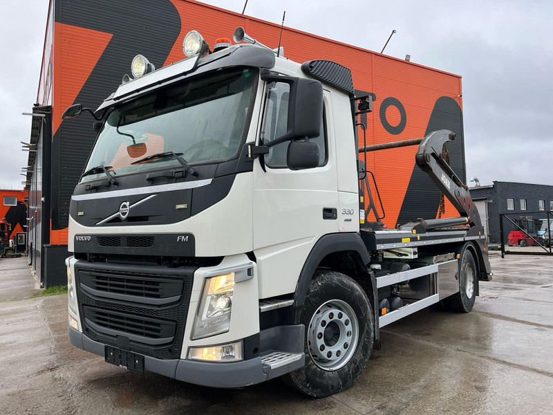 Volvo FM 330 4x2 JOAB VL 14 U - Fadromë ngarkuese: foto 2 Volvo FM 330 4x2 JOAB VL 14 U - Fadromë ngarkuese: foto 2