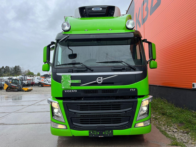 Volvo FM 370 6x2*4 SUPRA 850 / BOX L=7430 mm - Kamion frigorifer: foto 3 Volvo FM 370 6x2*4 SUPRA 850 / BOX L=7430 mm - Kamion frigorifer: foto 3