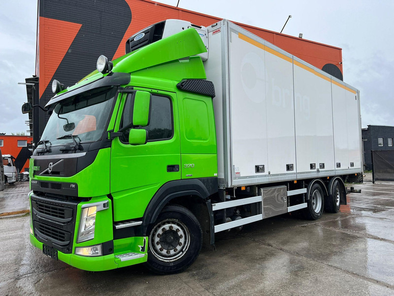 Volvo FM 370 6x2*4 SUPRA 850 / BOX L=7430 mm - Kamion frigorifer: foto 2 Volvo FM 370 6x2*4 SUPRA 850 / BOX L=7430 mm - Kamion frigorifer: foto 2
