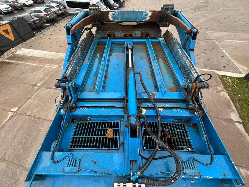 Kamion mbeturinash Volvo FM 420 6x2*4 ZETTERBERGS EHP 33 KUBIK: foto 13